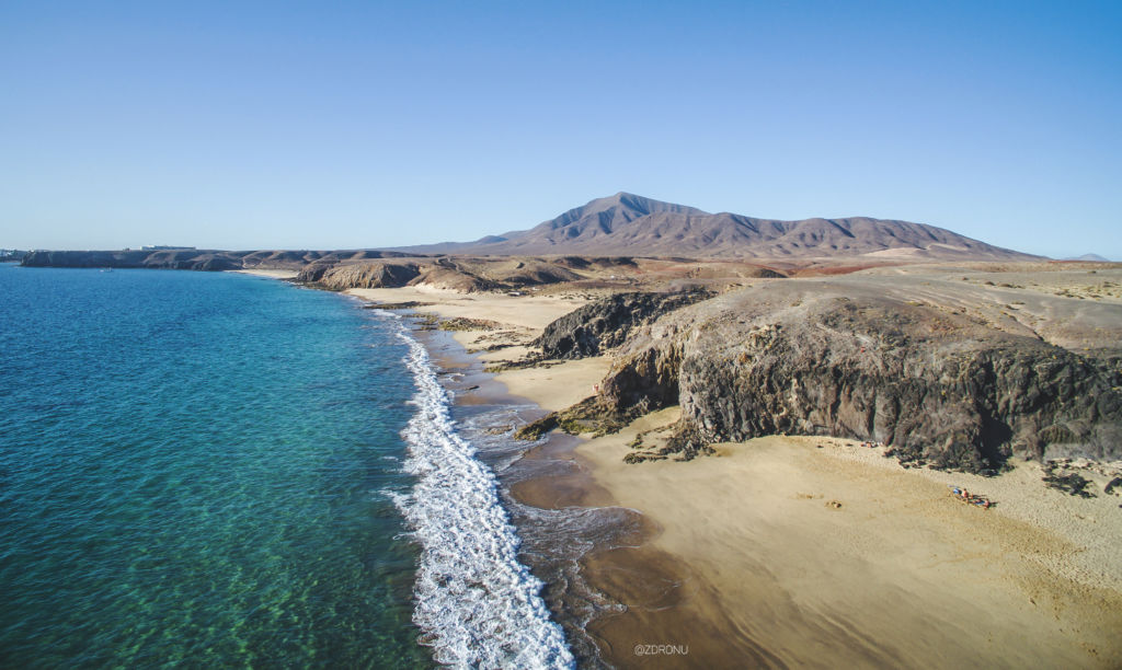 Pláž na lanzarote Playa De Papagayo